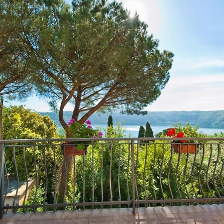 Villalbert Castel Gandolfo Exterior photo